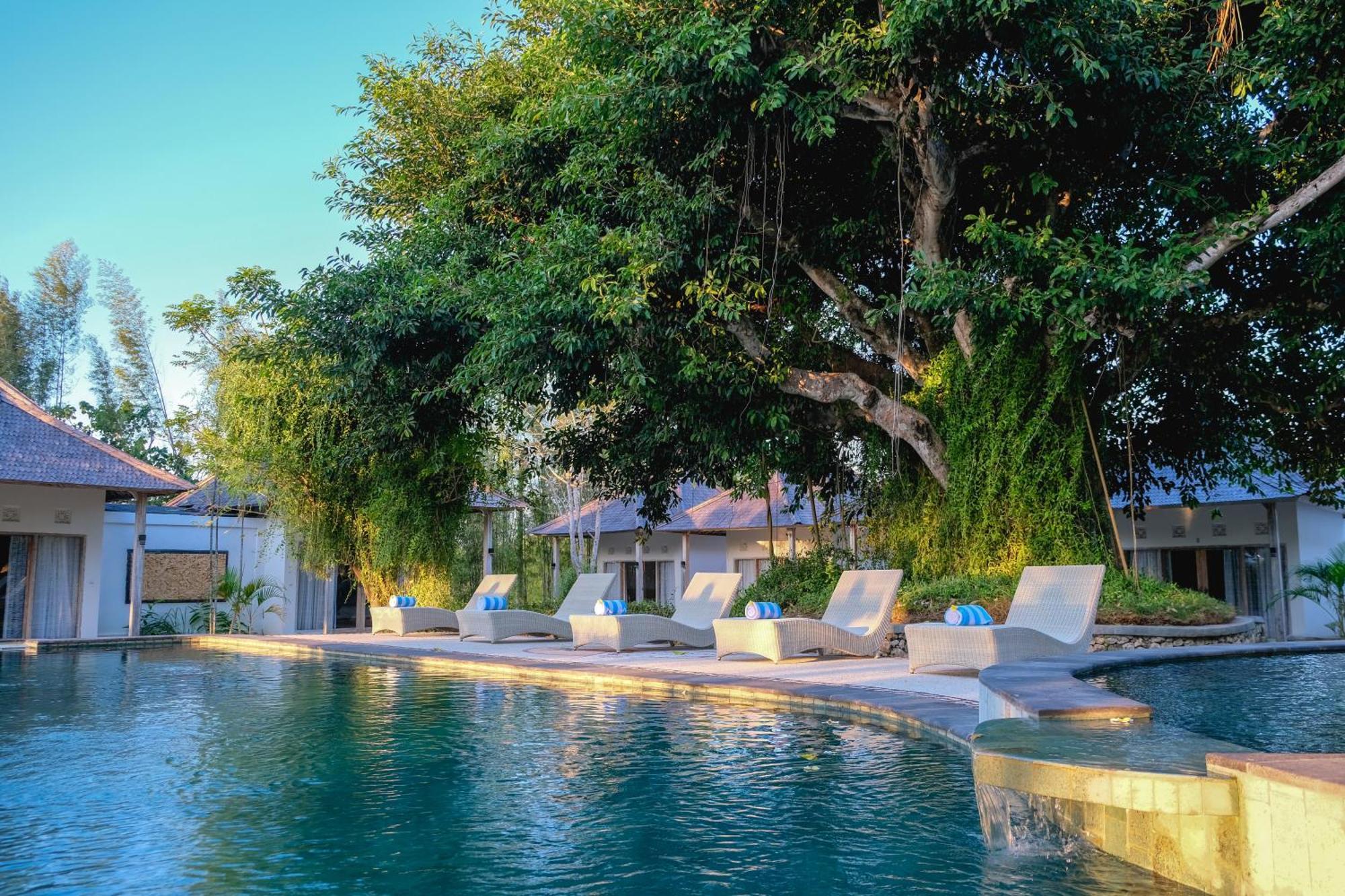 Caspla Resort By Loccal Collection Batununggul Exterior photo